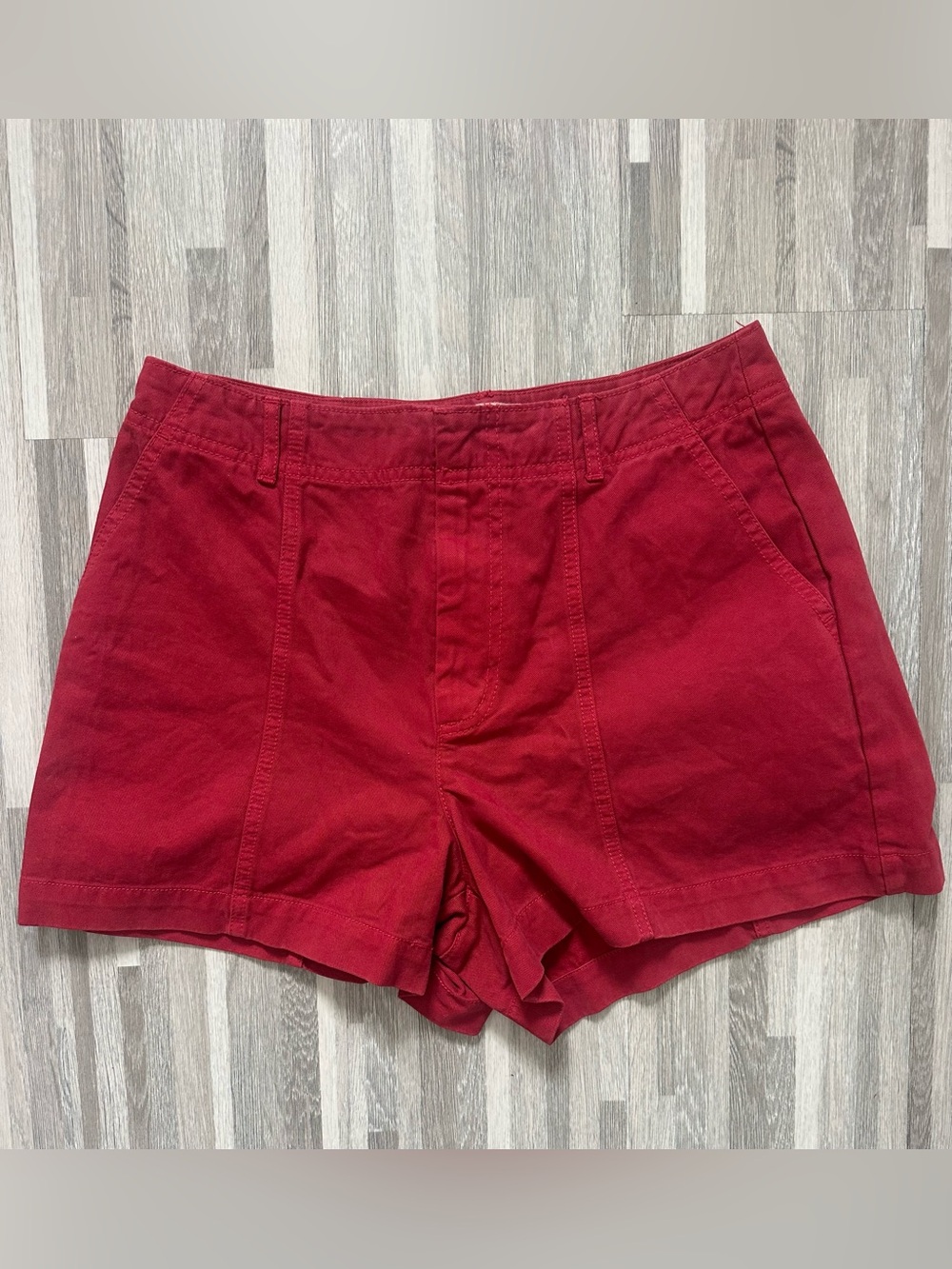 Universal Thread Women's High-Rise Denim Shorts – Red (NWT) – Size 8